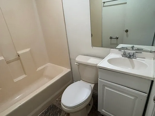 867 N Gallaher View Road Northwestunit #109 — Photo 10