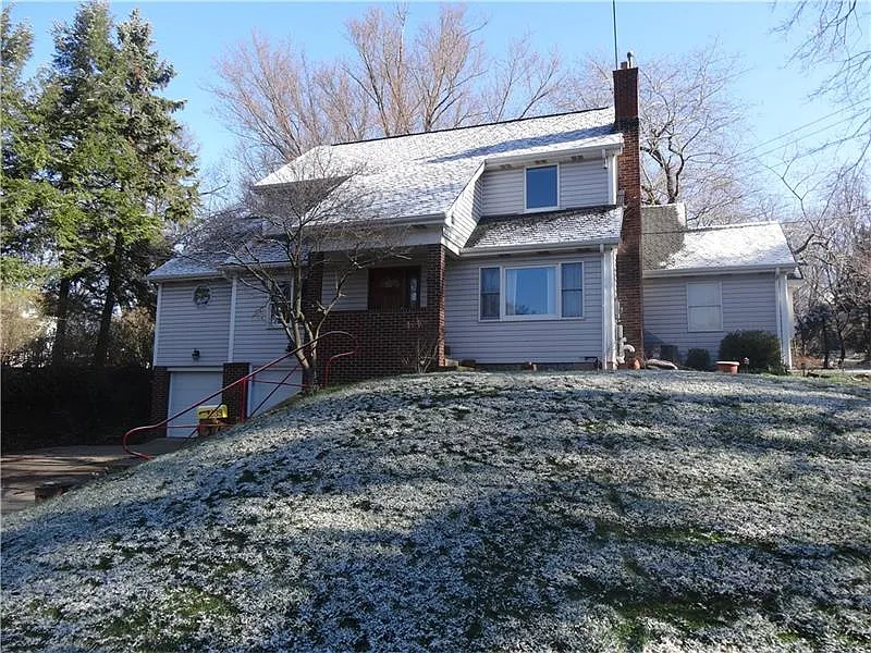 239 Drake Rd photo 1