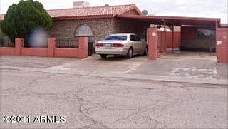 2nd image of 1112 N Sunshine Blvd