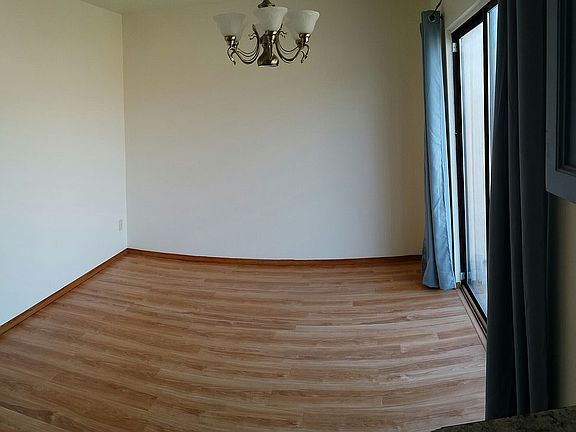 Dining rm