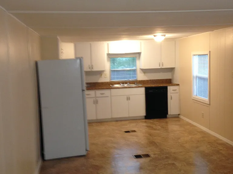 36120 Donna Ln #36120 — Photo 5