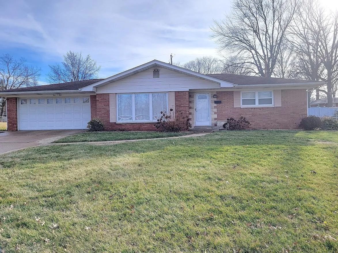 404 Blue Ridge Dr photo 1