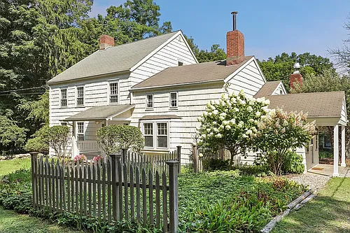 264 Titicus Rd Photo 1