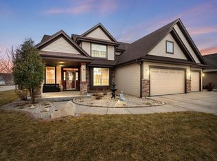 21611 N Weather Edge Cir, Lannon, WI 53046