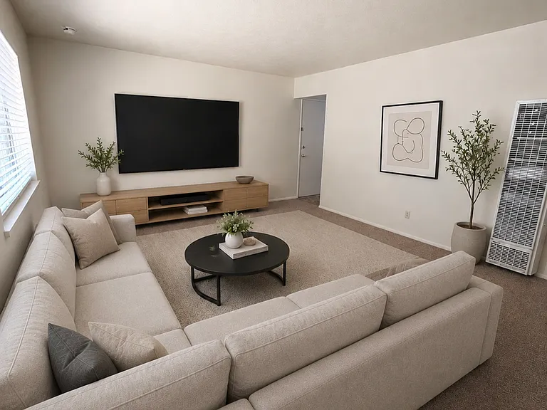 609 Parsons Dr #609 — Photo 1