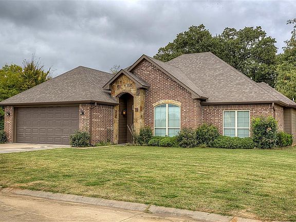 2nd image of 1813 Round Rock Cir