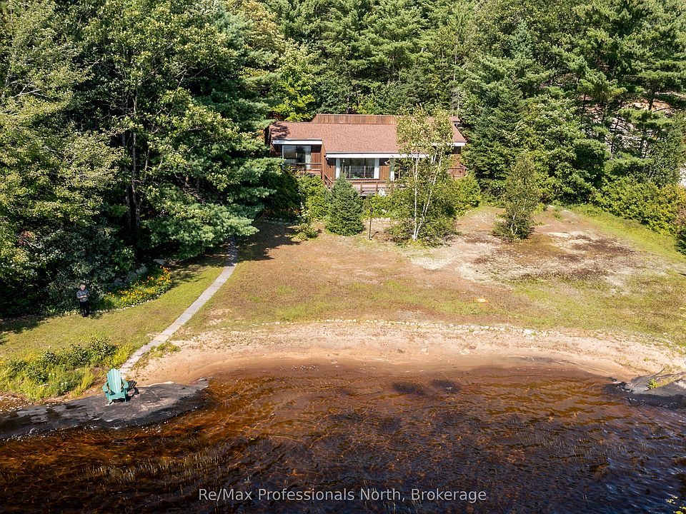 1st image of 673 Peninsula Rd W