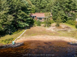 673 Peninsula Rd W, Gravenhurst, ON P1P0E2