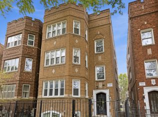 7724 S Essex Ave APT 3, Chicago, IL 60649