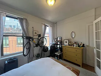 Rented by KNOCKKNOCK LLC