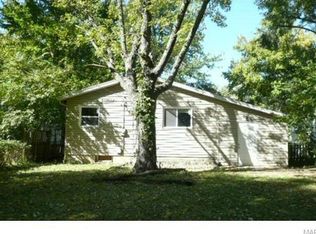 10544 Lord Dr, Saint Louis, MO 63136
