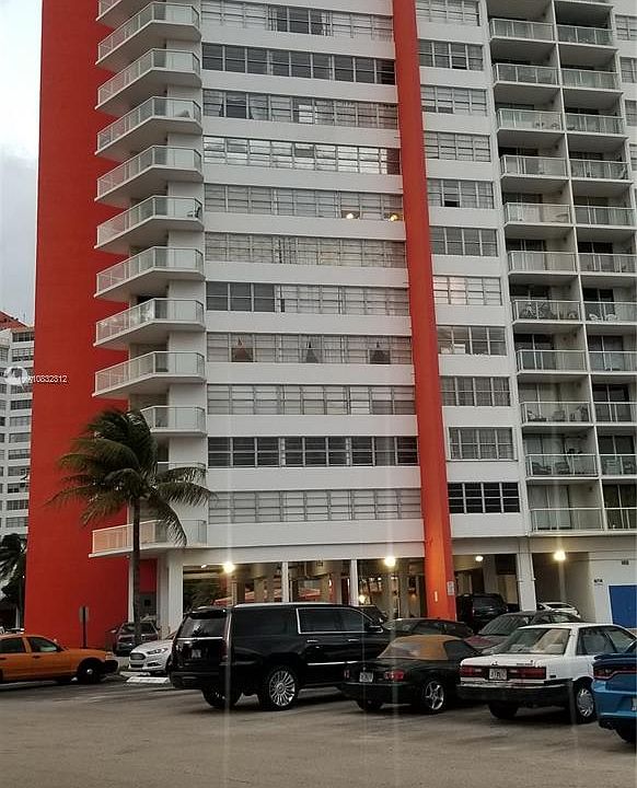 1st image of 1351 NE Miami Gardens Dr APT 814E