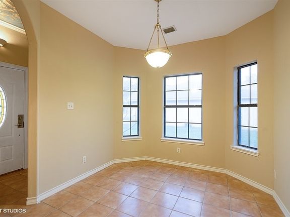 3rd image of 1930 Wolsey Dr