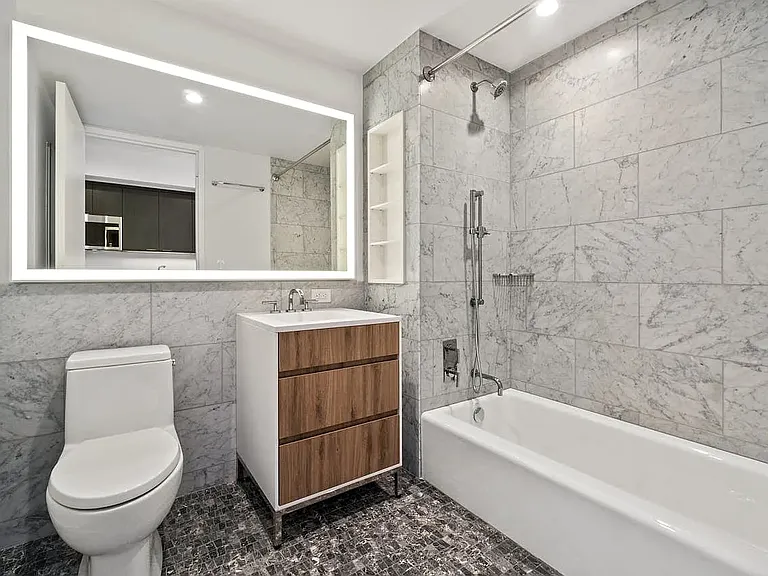 662 Pacific St #21K — Photo 8