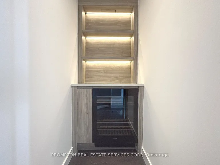 18 Esther Shiner Blvd #3208 — Photo 24