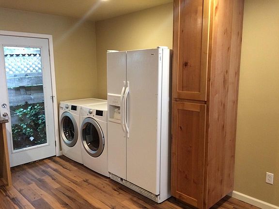 5th image of 6322 Pine St APT 2