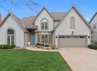 8533 Candlelight Ln, Lenexa, KS 66215