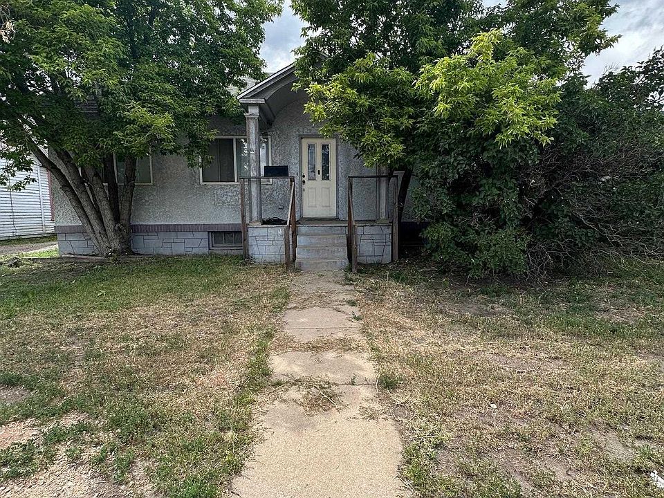 1st image of 366 3rd St