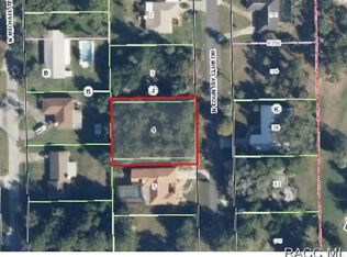 21 N Country Club Dr, Crystal River, FL 34429