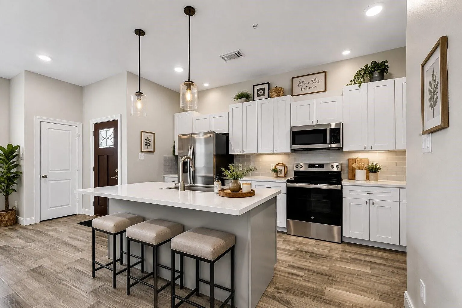 504 Nursery Rd — Photo 4