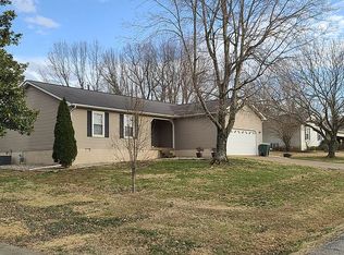 1504 Susan Dr, Madisonville, KY 42431