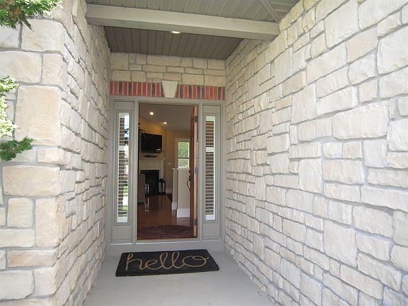 2nd image of 19338 Foley Cir S