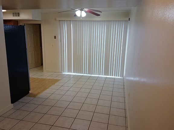 Dining room (2/2)