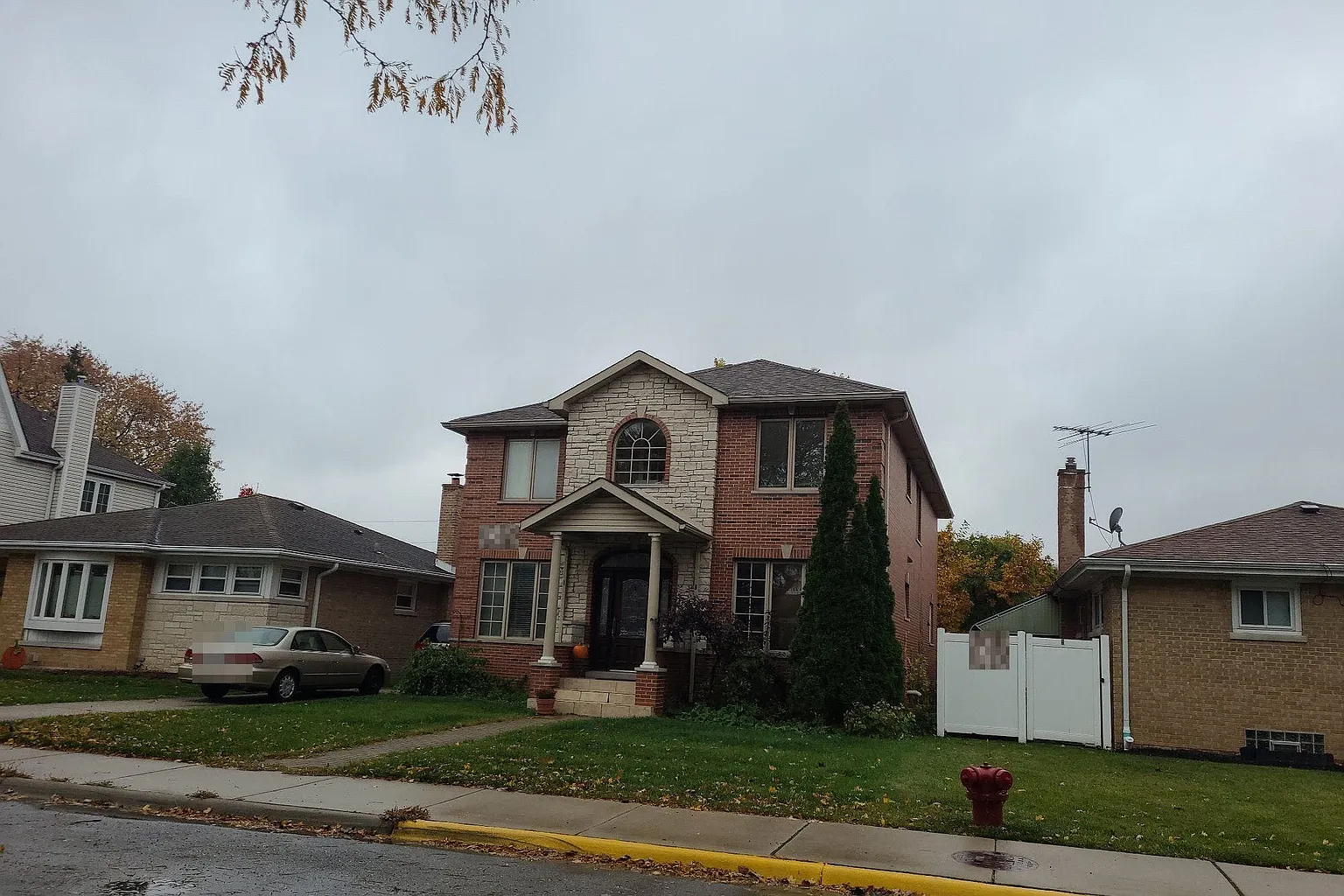 5922 N Ottawa Ave photo 1