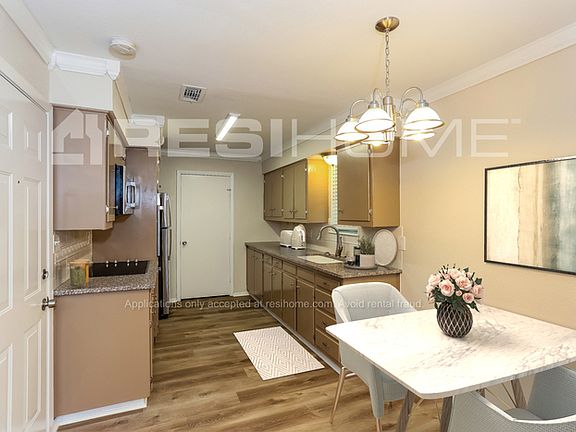2nd image of 909 Childers Ave