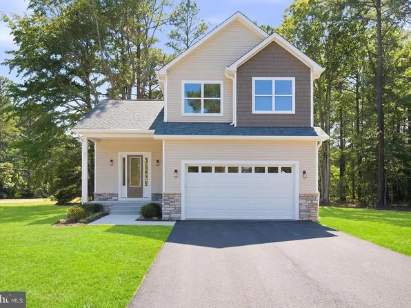 17 Anchorage Dr, Montross, VA 22520