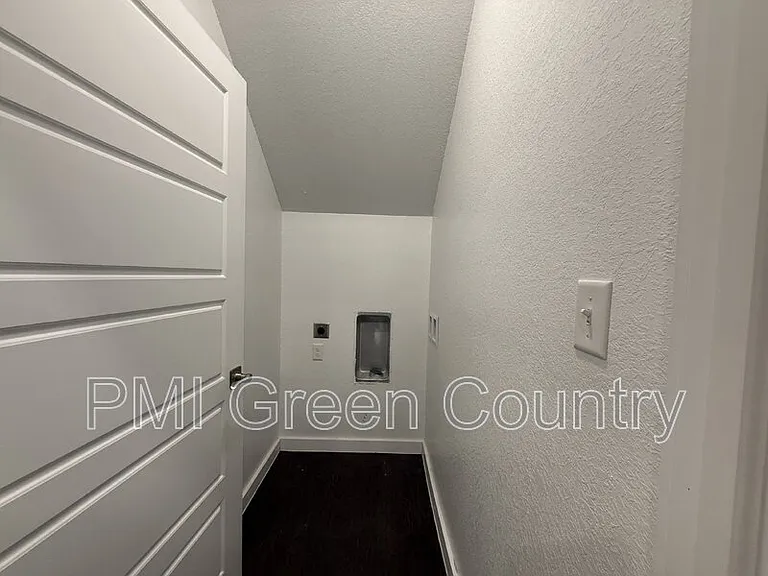 13523 S Mingo Rd #3 — Photo 5