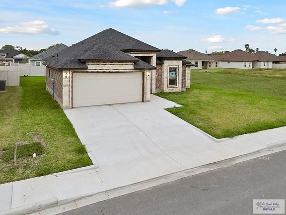 3rd image of 6302 Bentwood Dr