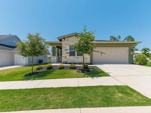 404 Flying Orchid Dr, San Marcos, TX 78666