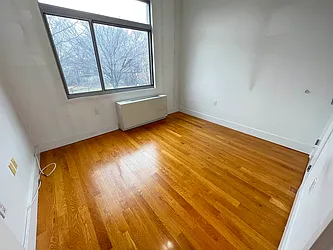 Rented by Tapiro Realty