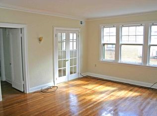 6349 Walnut St, Pittsburgh, PA 15206