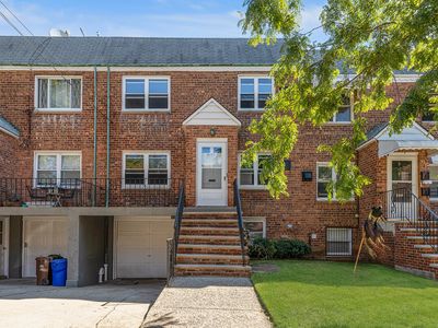 41-15 161st St, Flushing, NY, 11358