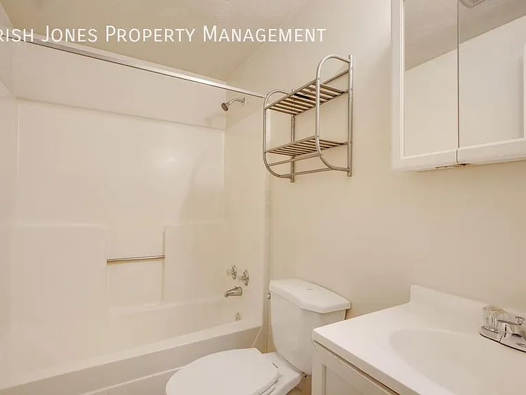 9234 Niemel Dr #12 — Photo 4