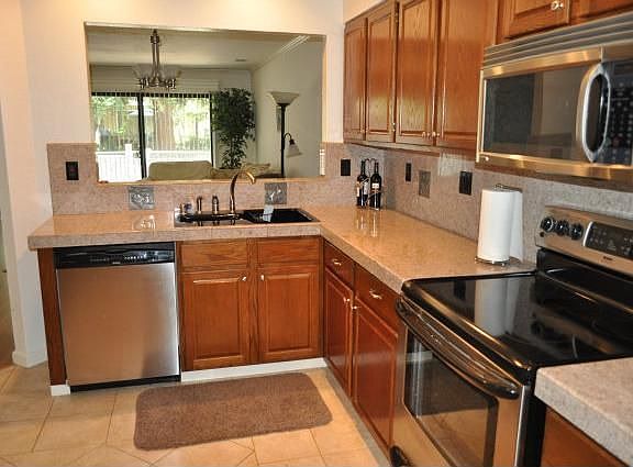 3rd image of 351 Creekwood Ct