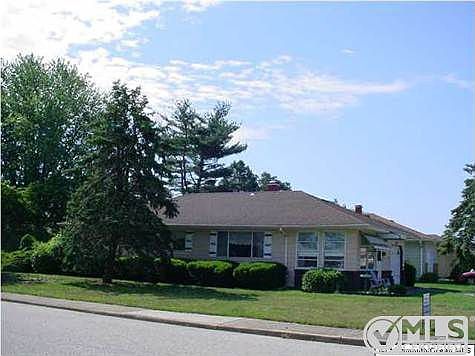 2nd image of 133 Guadeloupe Dr