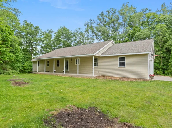 12088 Jenks St NE, Belding, MI 48809