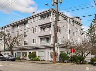 1000 NE 88th St APT 305, Seattle, WA 98115