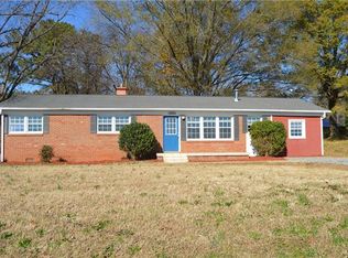 2930 Newton Dr, Statesville, NC 28677