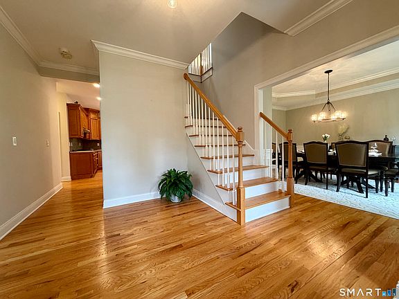 2nd image of 7 Jet Brook Road