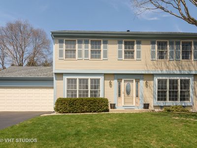 702 River Oaks Ln, Island Lake, IL, 60042