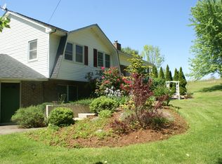 36 Leavitt Rd, Sanbornton, NH 03269