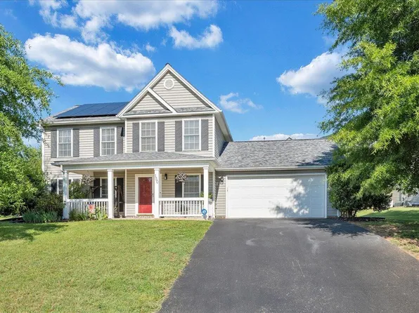 150 Laurel Ridge Dr, Roanoke, VA 24012