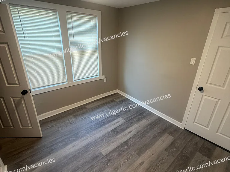 1712 Carolina St — Photo 10