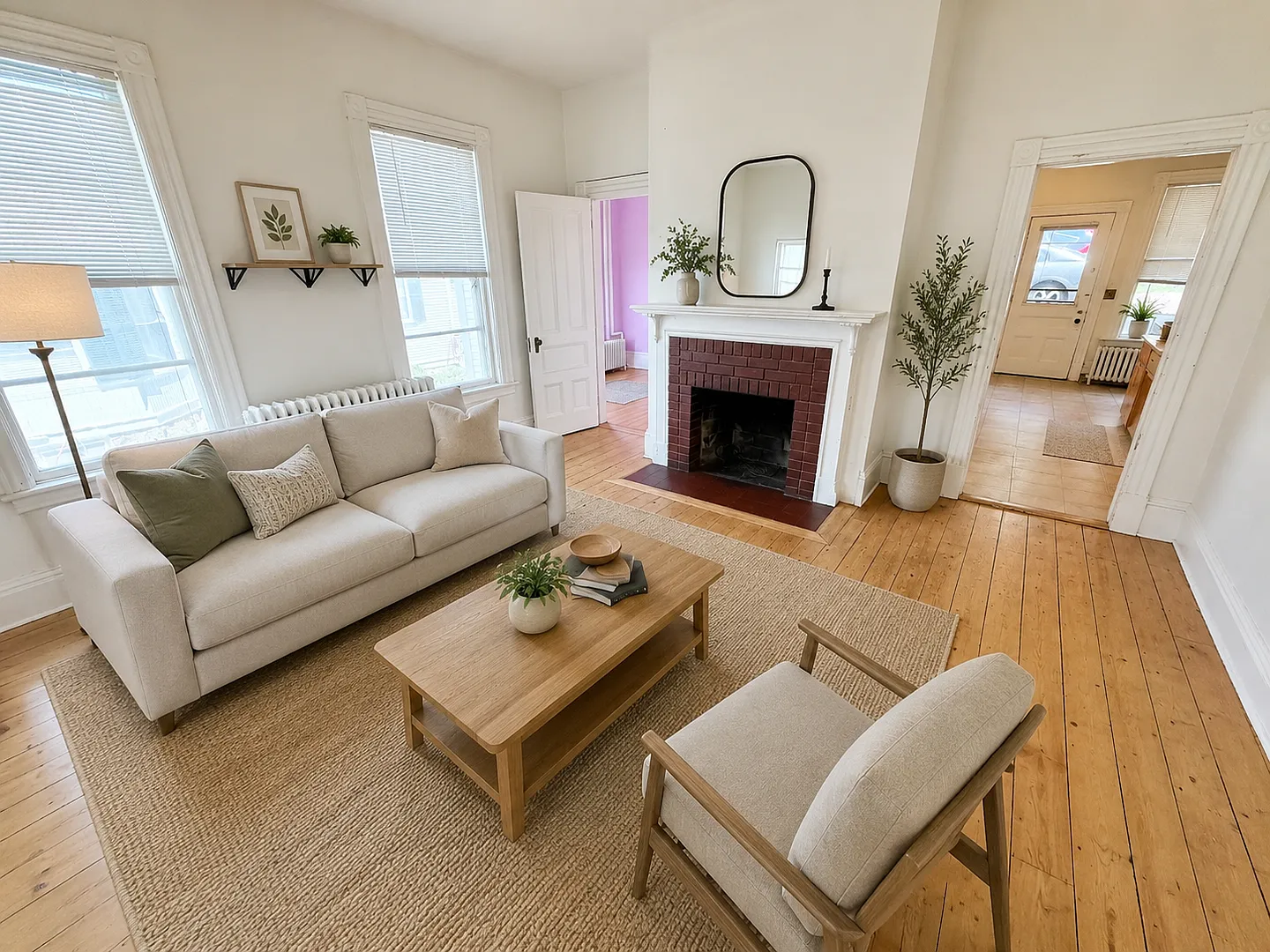 3 Bedroom Apartment In Burlington Vt Available Now! Heat Included + Coin Opp Laundry + Off Street... — Photo 2
