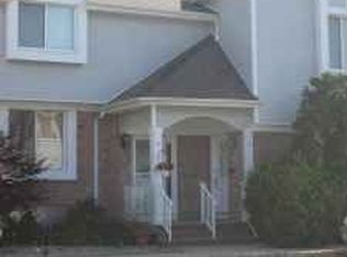 52 Jamie Ct, Monmouth Junction, NJ 08852