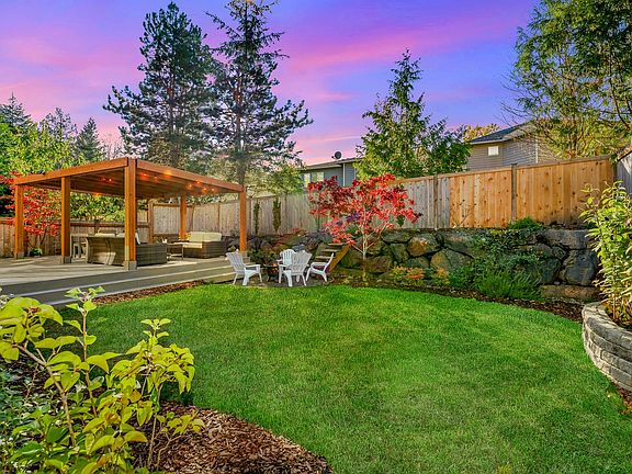 2nd image of 9919 229th Ln NE